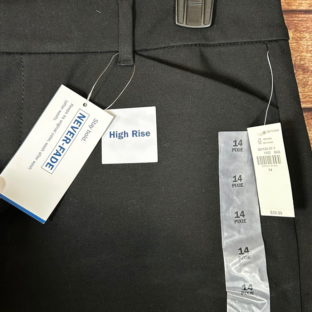 Old Navy Pixie High Rise Never-Fade Black‎ Slim Pants Womens 14 NWT - Picture 3 of 9